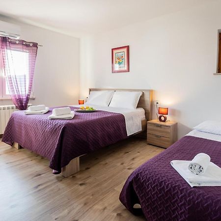 Apartman Volte Lägenhet Buzet Exteriör bild